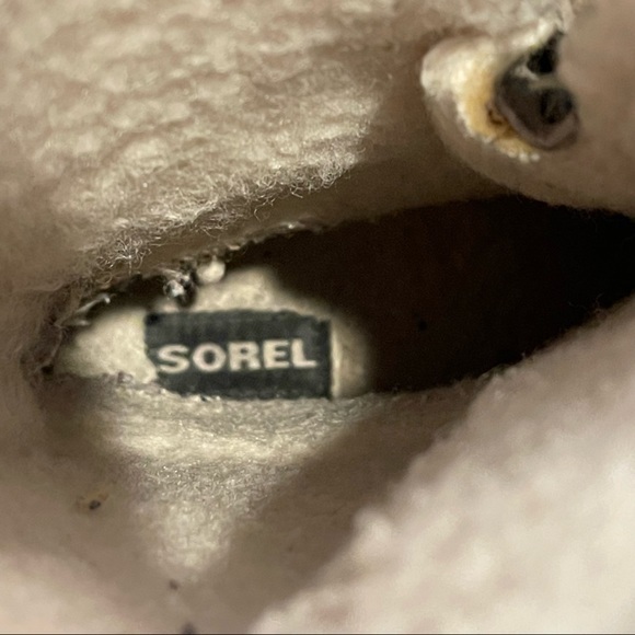 Sorel Lace-up winter boots. Leather and wool size 8 - Picture 4 of 7